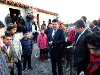 CHP’li vekiller sığınmacıların yaşadığı o bölgede