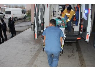 Sınır kapısında silahlı kavga: 17 yaralı