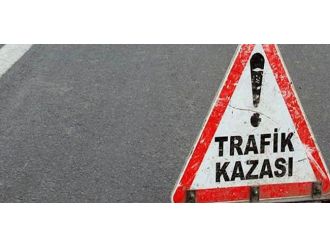 Buzlanmaya zincirleme kazaya sebep oldu: 14 yaralı