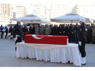 Şehit polis memleketine uğurlandı