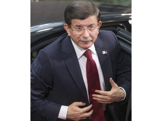 Davutoğlu’ndan Irak Başbakanı el Abadi’ye mektup
