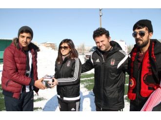 5 aylık harçlığını Vodafone Arena’ya gönderdi