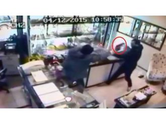 Kuyumcudaki dehşet anları kamerada