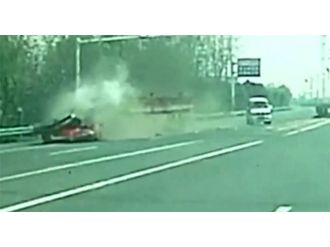 Ani fren yapınca yükünün altında öldü