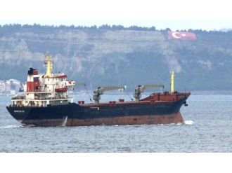 Rus kargo gemisi Boğaz’dan geçti
