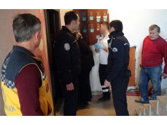 İhbarda bulunduğu ekiplere kapıyı açmadı