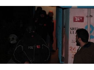 İstanbul’’da terör operasyonu: 8 gözaltı