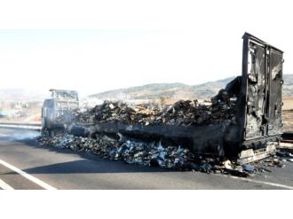 18 ton tavuk kül oldu