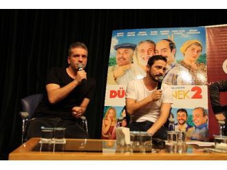 Üniversitede ’Düğün Dernek 2 Sünnet’ kahkaya boğdu