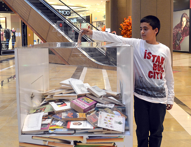 Binlerce Kitap Çocuklarla Buluşuyor