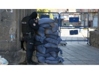 Sur’da operasyon: 1 polis yaralı