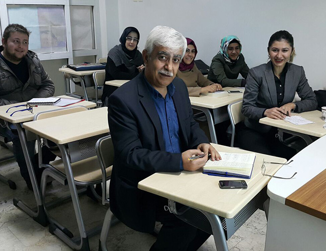 Yazarlık Atölyesi Öğrencilerini Bekliyor