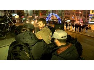 Kadıköy’deki korsan gösteriye polis müdahalesi