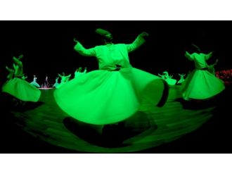 Gönüller semaya açılan avuçlarla kavuştu