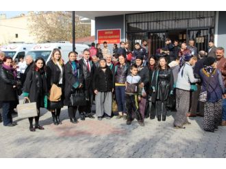 Soma davasında salon karıştı: "Kaşınıyorlar"