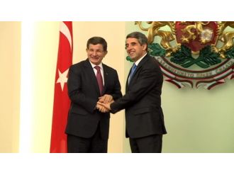 Davutoğlu Bulgar Cumhurbaşkanı ile görüştü