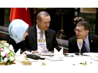 Külliye’de Sancar onuruna akşam yemeği verildi