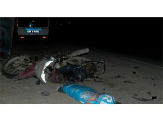 Motosiklet paramparça oldu: 1 yaralı