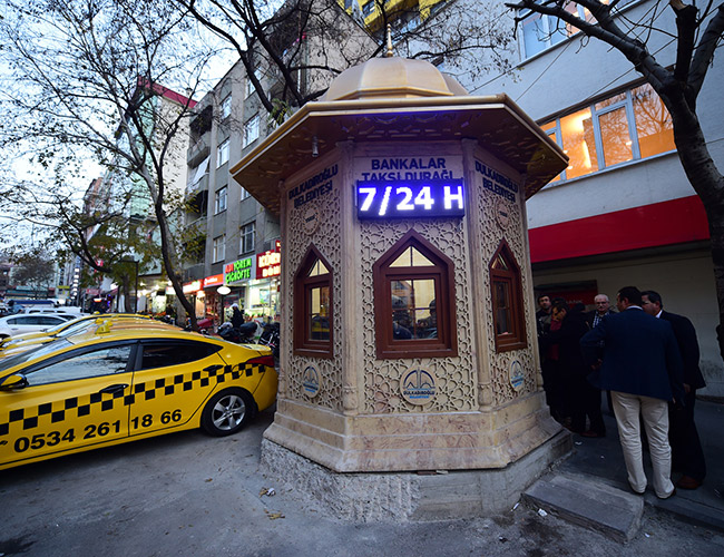 Dulkadiroğlu Taksi Duraklarında Tarih Esintisi