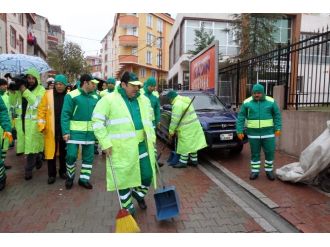 Çevreci Başkan sokaklarda