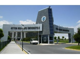 AKÜ’den basına çifte standart