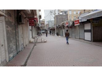 Sokağa çıkma yasağı geçici olarak kaldırıldı