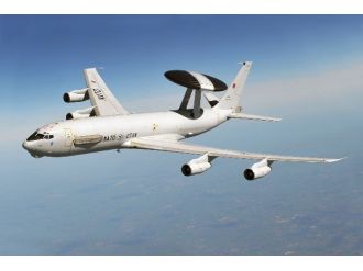 Diyarbakır’a 2 AWACS tipi erken uyarı uçağı