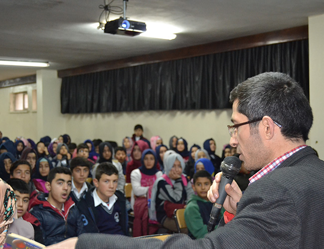 "TV ve İnternetin yararları ve zararları"