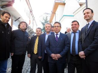 Sarp Sınır Kapısı’nda 40 TIR’a izin çıkmadı