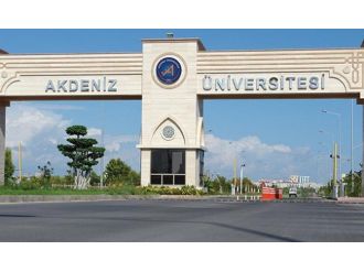 Rektör soruşturmasındaki 4 şüpheli serbest