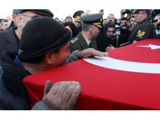 Şehit uzman çavuş son yolculuğuna uğurlandı