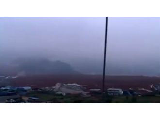 33 bina toprak altında kaldı: 91 kayıp