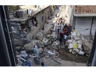 Bir mahalle boşaltıldı: Teröristler abluka altında