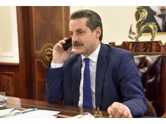 Telefonda çiftçilerin sorunları dinledi