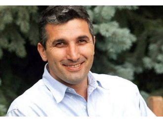 Nedim Şener cemaatçi yazarları topa tuttu