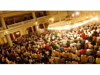 Bu gece Mevlid Kandili