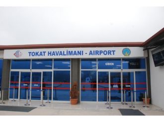 Tokat’ta hava ulaşımına sis engeli