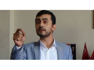 Eren Erdem’e bir darbe de avukatından