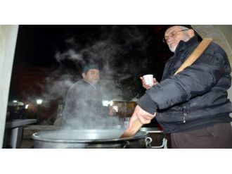 Yüzlerce yıllık kandil geleneği!