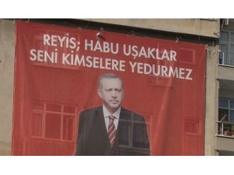 Erdoğan için ilginç pankart