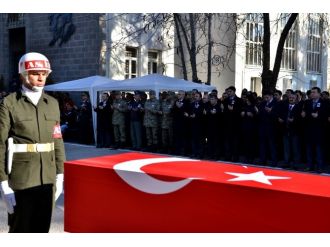 Şehit, memleketine uğurlandı