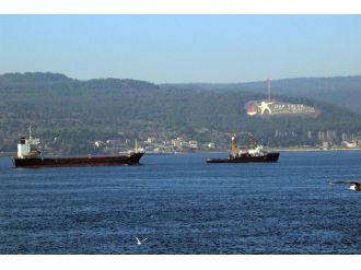 Rus gemisi boğazdan böyle geçti