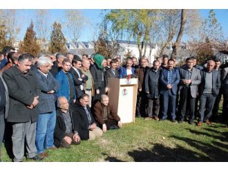 Polisin ’devlet’ vurgusu muhtarları vazgeçirdi