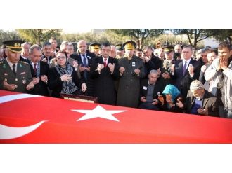 Şehidin amcasından can yakan soru