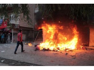 Kitabevinin yakılması davasında 7 tahliye