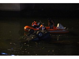 Satılığa çıkardığı aracında can verdi