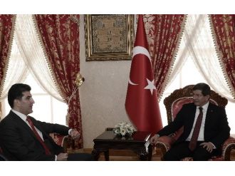 Davutoğlu Barzani’yi kabul etti