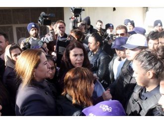 Muhatap çıkmayınca yürümekten vazgeçtiler