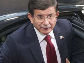 Eski Suriye Başbakanı ile bir araya geldi