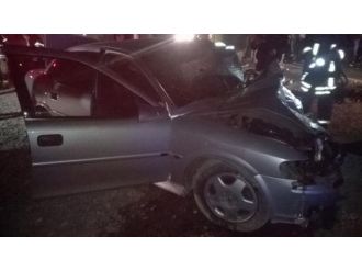 Kafa kafaya çarpıştılar: 1 ölü, 5 yaralı